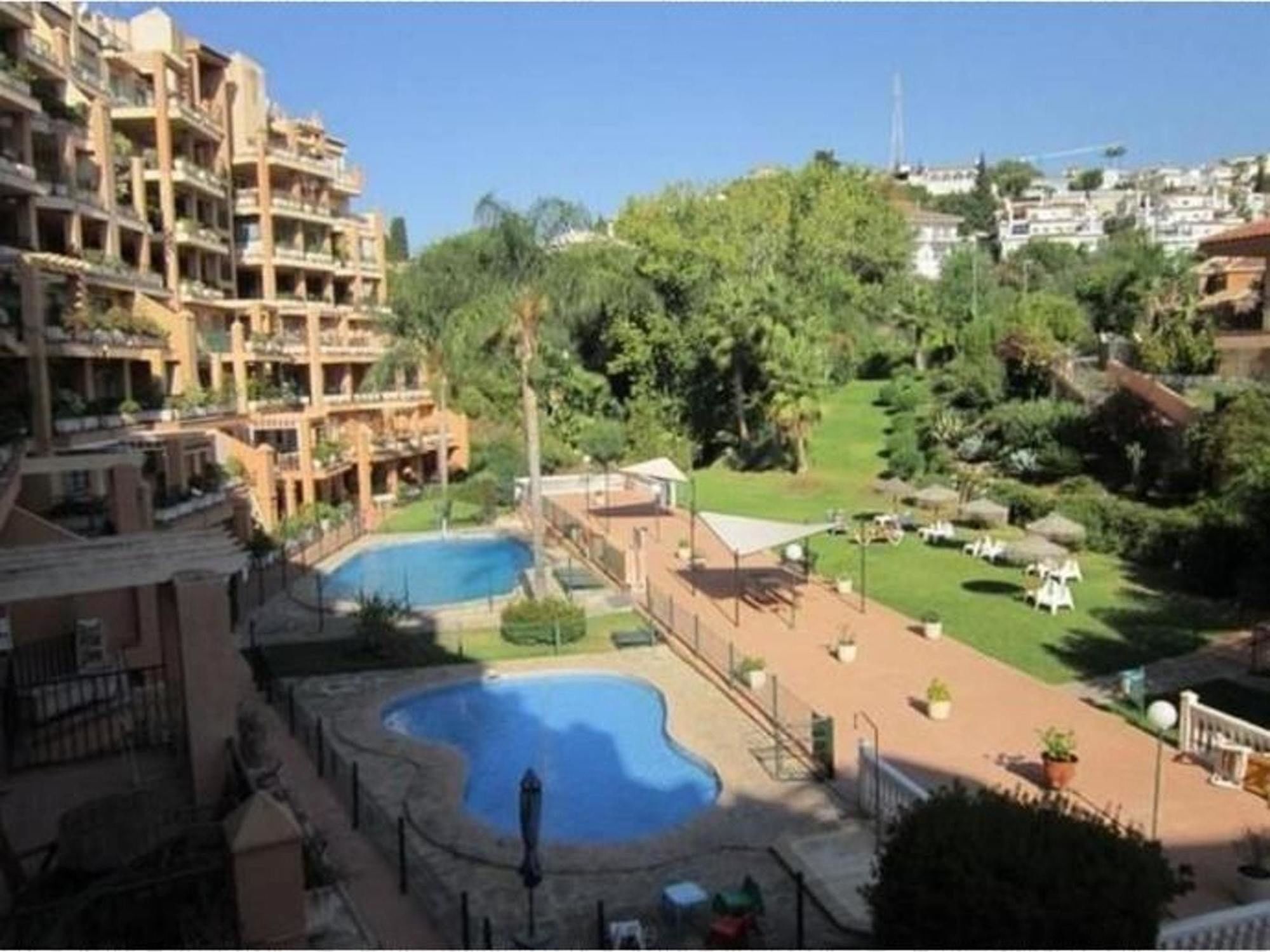 Apartment With 2 Bedrooms In Fuengirola, With Pool Access And Furnishe Exterior foto